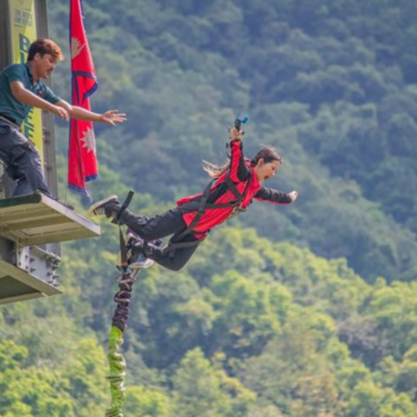 Bungee Jumping (4)